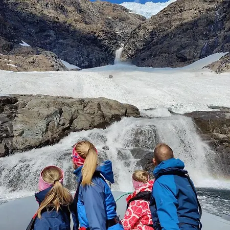 Lodge Isbreen The Glacier